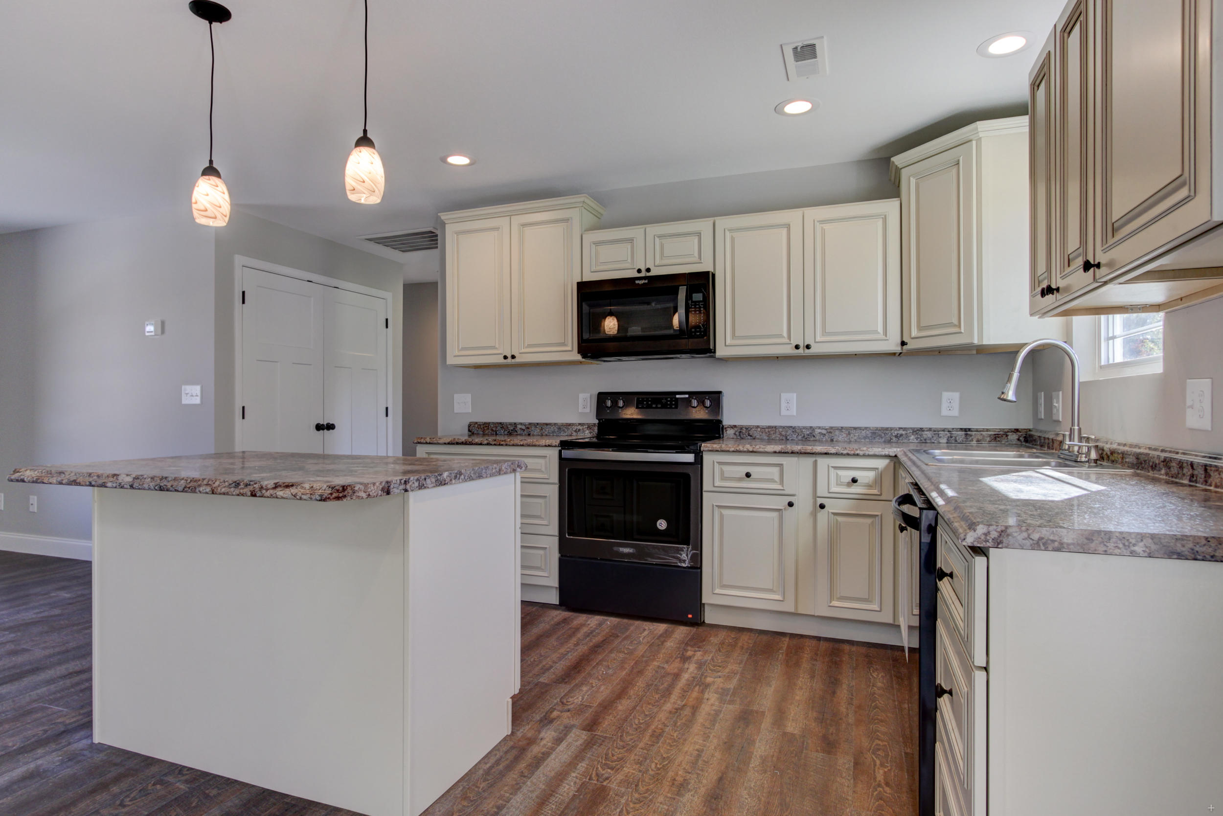 122 Portwood Road Clinton, TN 37716 - Photo 4 of 19 Positive Perceptions-8