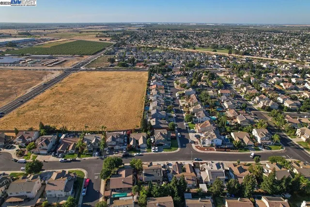 $725,000 | 907 Maggiore Lane, Manteca, CA 95337