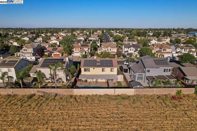 $725,000 | 907 Maggiore Lane, Manteca, CA 95337