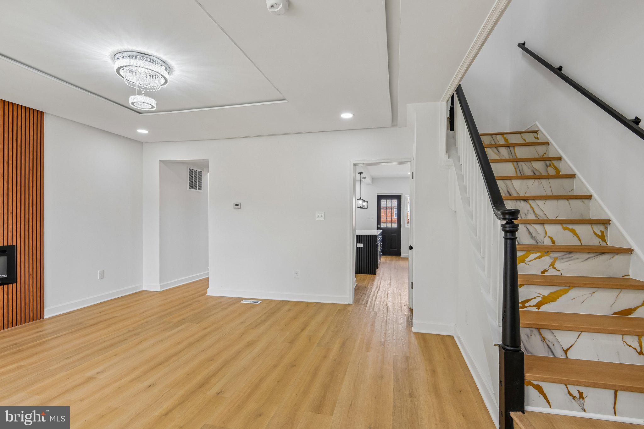 1528 Sheffield Road Baltimore, MD 21218 - Photo 4 of 42