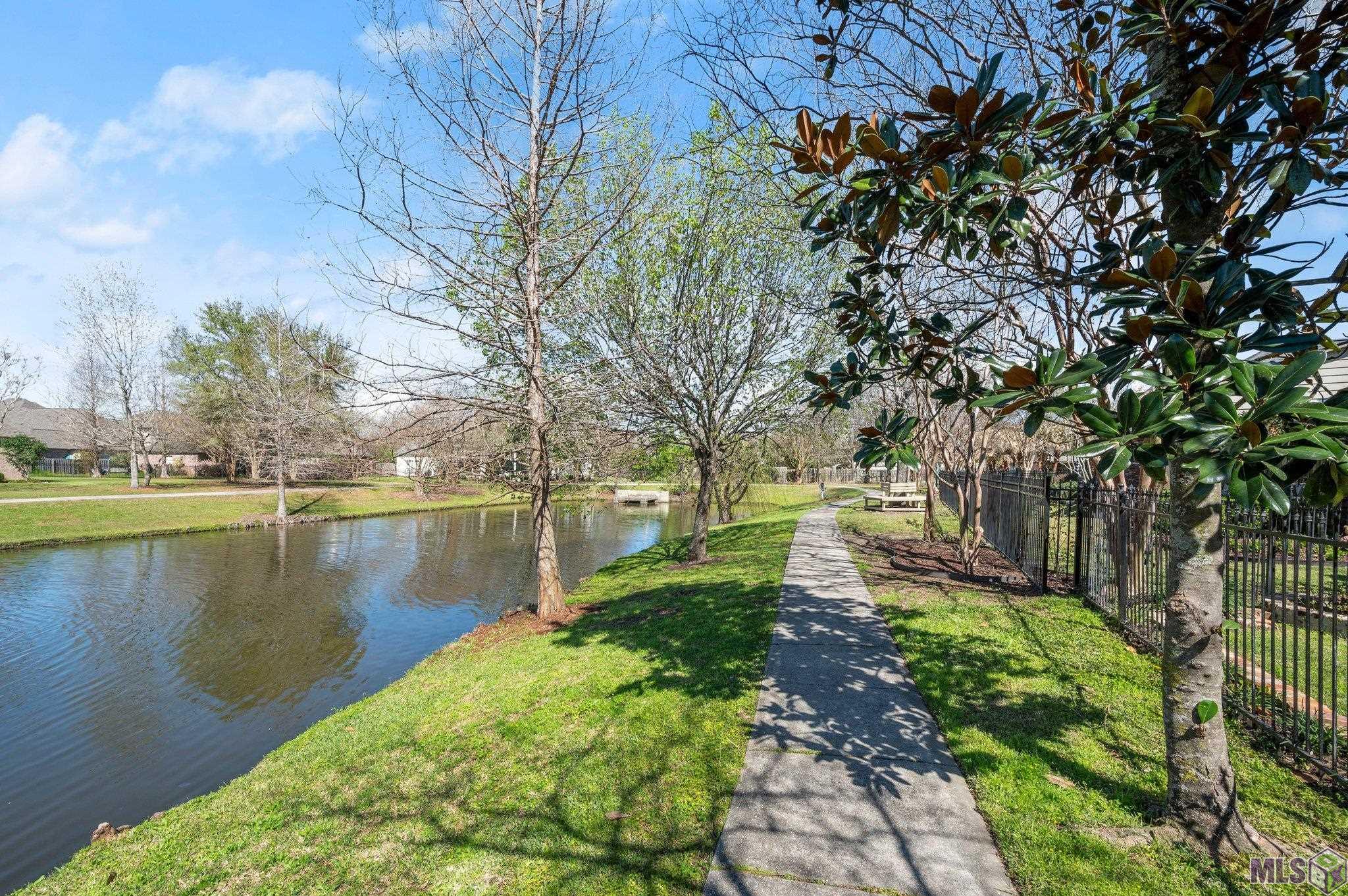 2944 Lac D Or Avenue Baton Rouge, LA 70810 - Photo 36 of 43