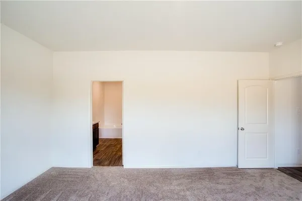 $1,800 | 1004 Riverdale Cove, Jarrell, TX 76537