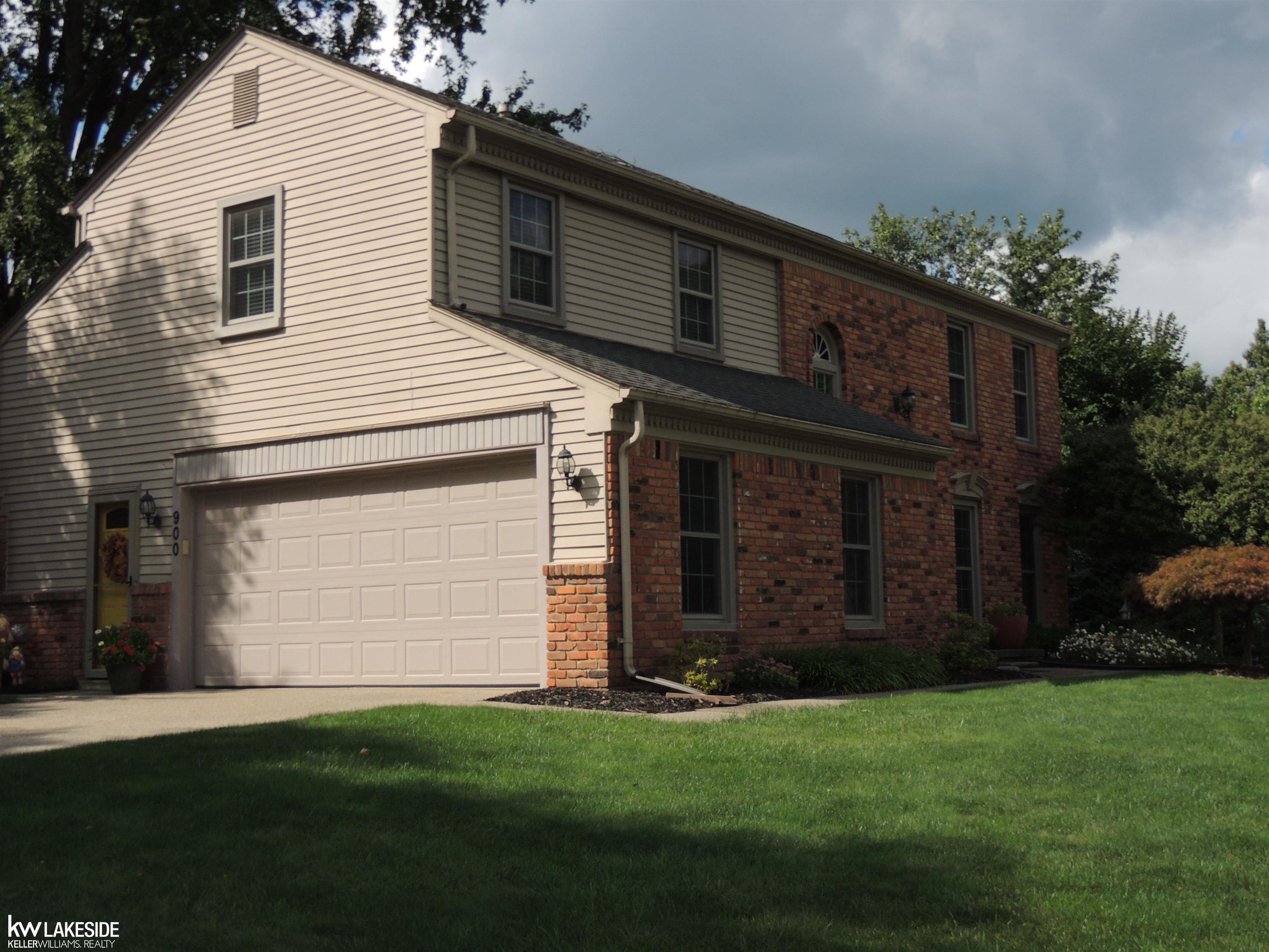 900 Ravine Terrace Drive Rochester Hills, MI 48307 - Photo 3 of 66