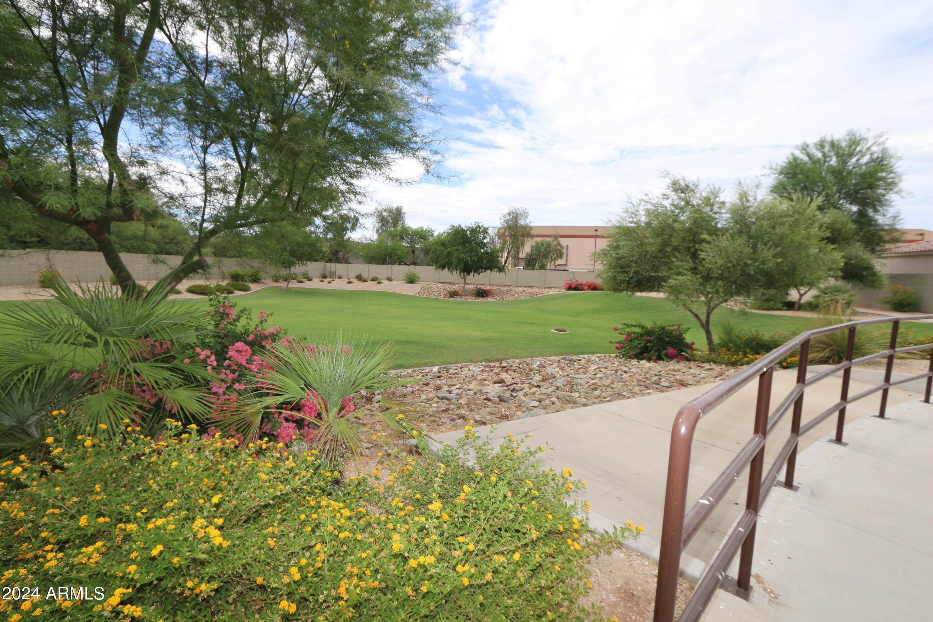 2834 East Fraktur Road Phoenix, AZ 85040 - Photo 23 of 24 Gallery Image 23
