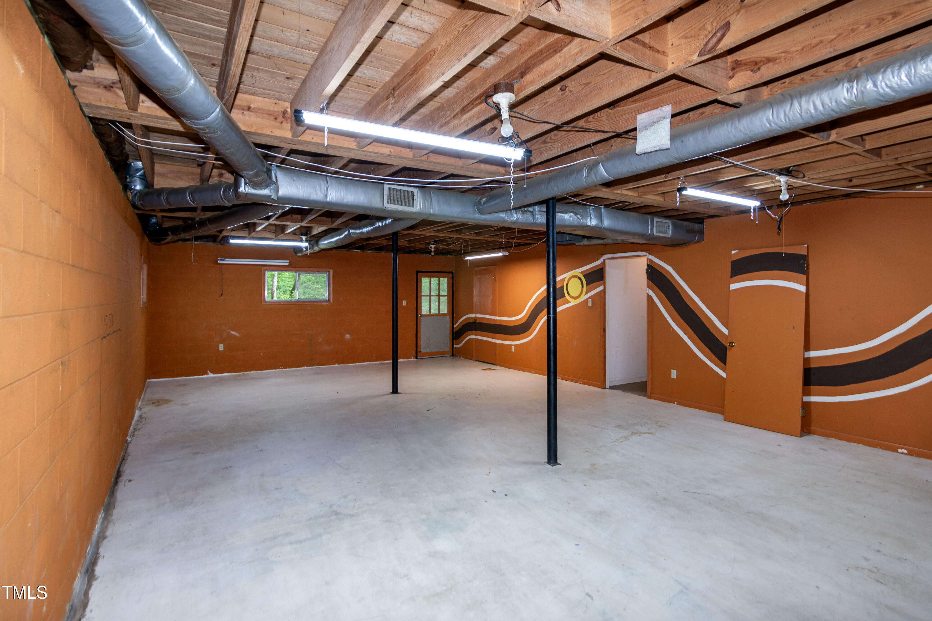 5213 Tomahawk Trail Raleigh, NC 27610 - Photo 57 of 80 a view of an empty room