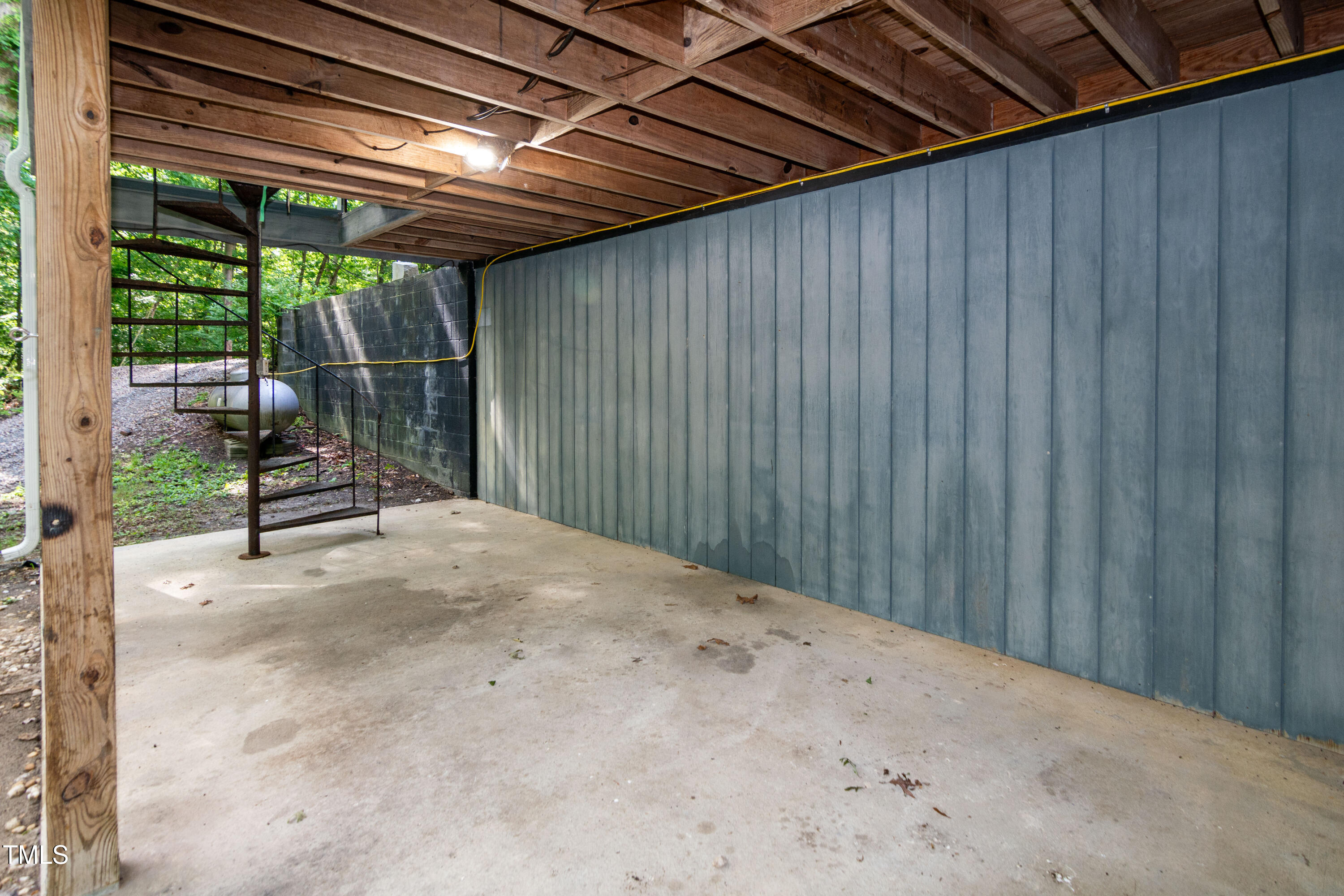 5213 Tomahawk Trail Raleigh, NC 27610 - Photo 76 of 80 a view of backyard with a ceiling fan