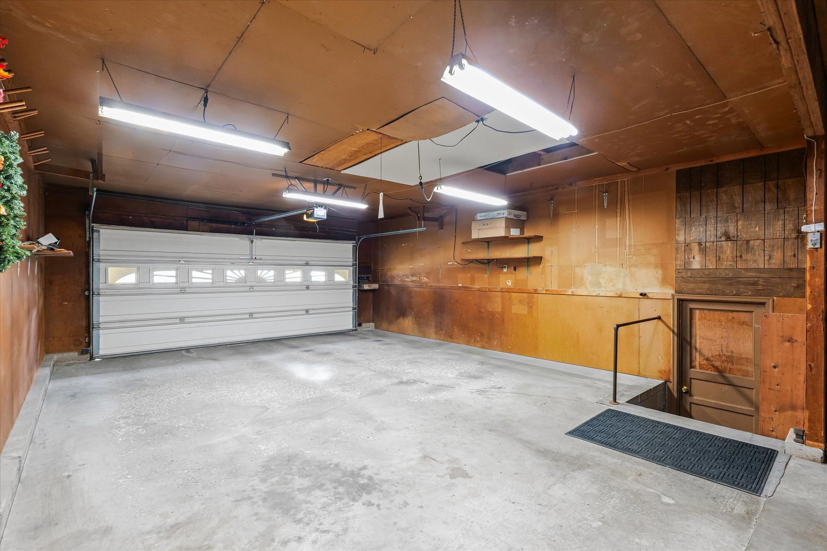 1613 Carolina Drive Rantoul, IL 61866 - Photo 42 of 50 a view of a garage room