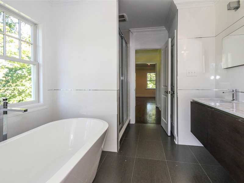3 Hearthstone Drive Riverside, CT 06878 - Photo 8 of 11 a bathroom with a bathtub and a sink