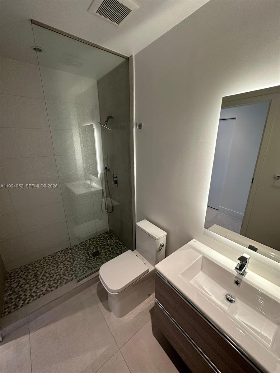 239 Southwest 9th Street, Unit 2002 Miami, FL 33130 - Photo 7 of 16