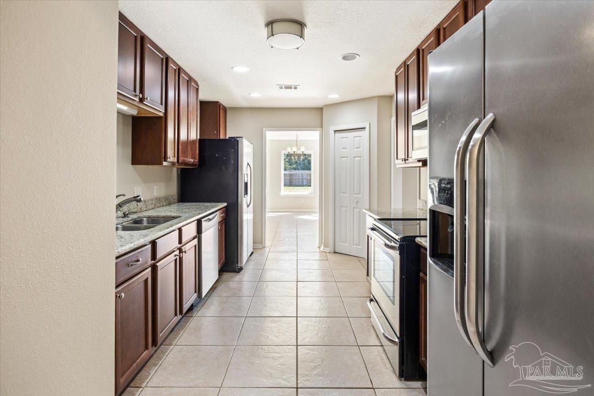2990 Ranchette Square Gulf Breeze, FL 32563 - Photo 7 of 29 Gallery Image 7