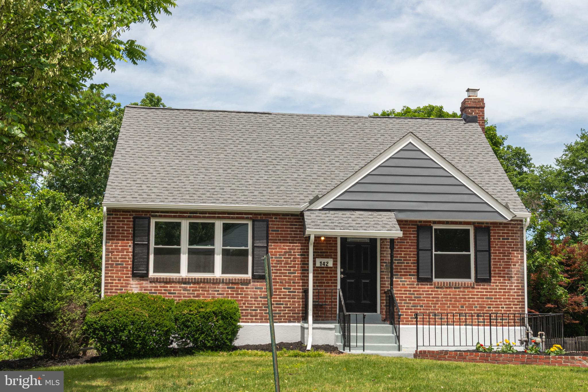 142 Wyndmoor Road Havertown, PA 19083 - Photo 2 of 35