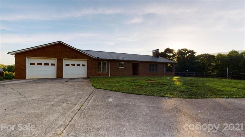 675 Greasy Creek Road Marion, NC 28752 - Photo 1 of 43 Gallery Image 1