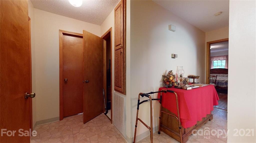 675 Greasy Creek Road Marion, NC 28752 - Photo 14 of 43 Gallery Image 14