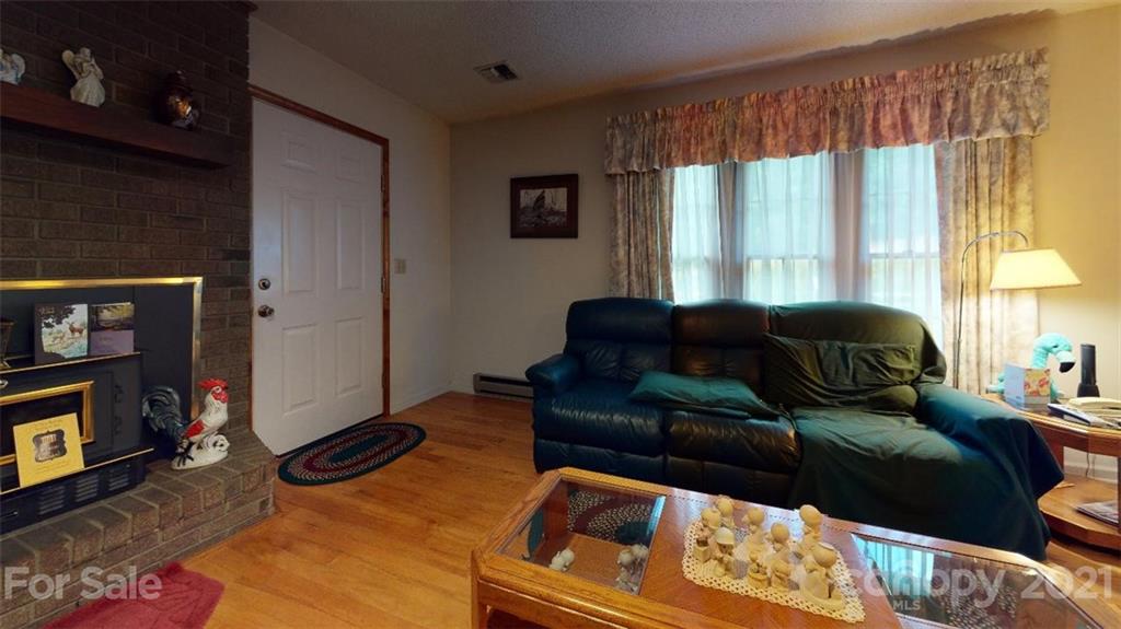 675 Greasy Creek Road Marion, NC 28752 - Photo 4 of 43 Gallery Image 4
