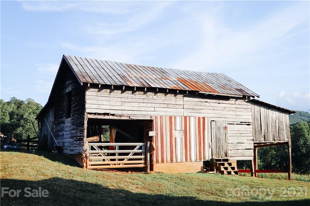 675 Greasy Creek Road Marion, NC 28752 - Photo 41 of 43 Gallery Image 41