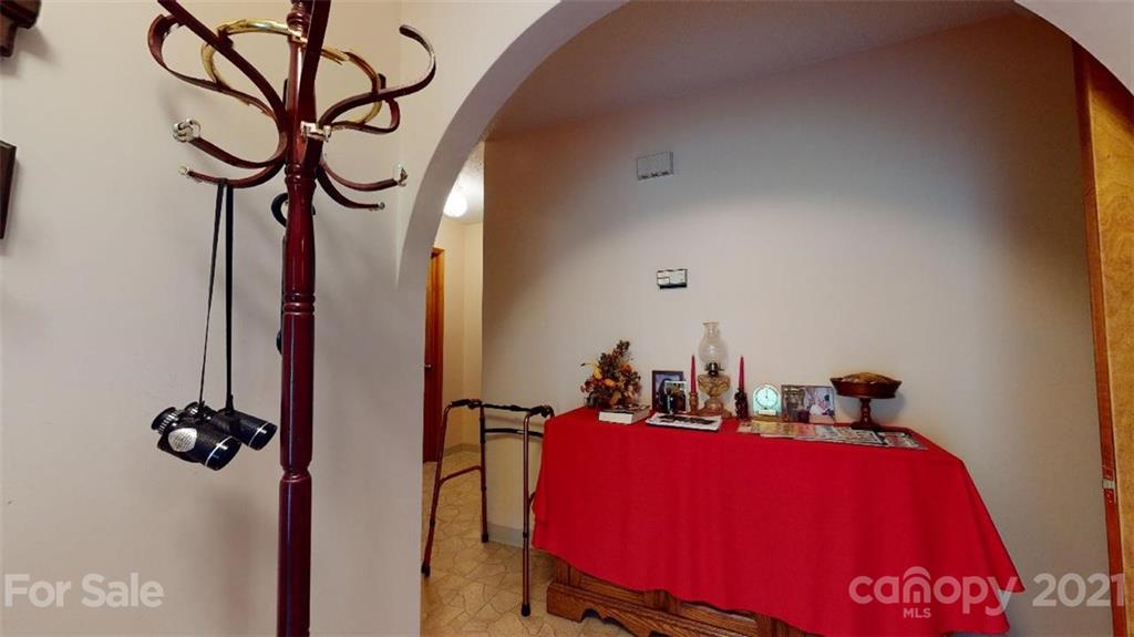675 Greasy Creek Road Marion, NC 28752 - Photo 8 of 43 Gallery Image 8