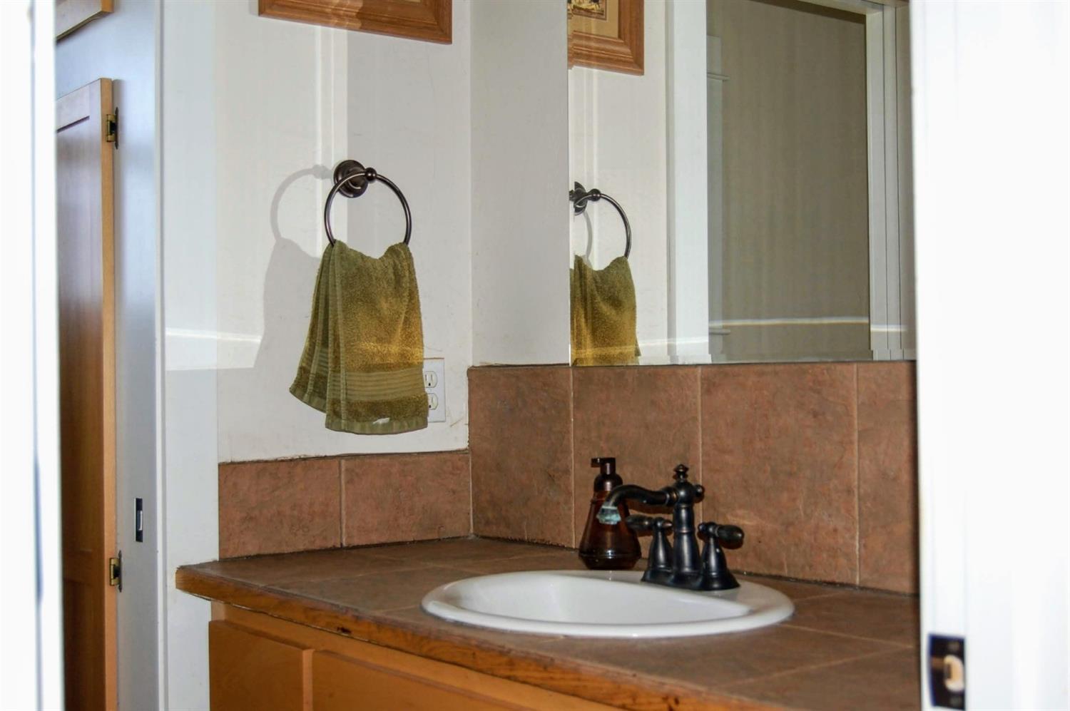 1795 East Dutton Road Eagle Point, OR 97524 - Photo 17 of 35 Additional Photo
