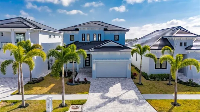 $1,229,000 | 6538 Simone Shores Circle, Apollo Beach, FL 33572