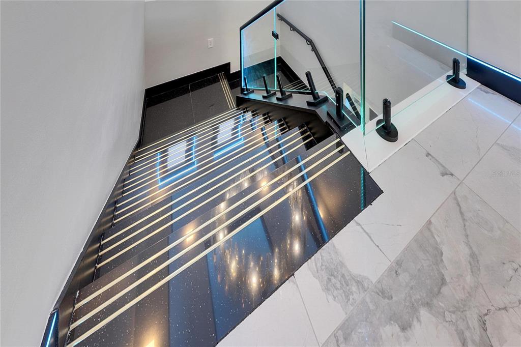 6538 Simone Shores Circle Apollo Beach, FL 33572 - Photo 42 of 88 a view of an entryway