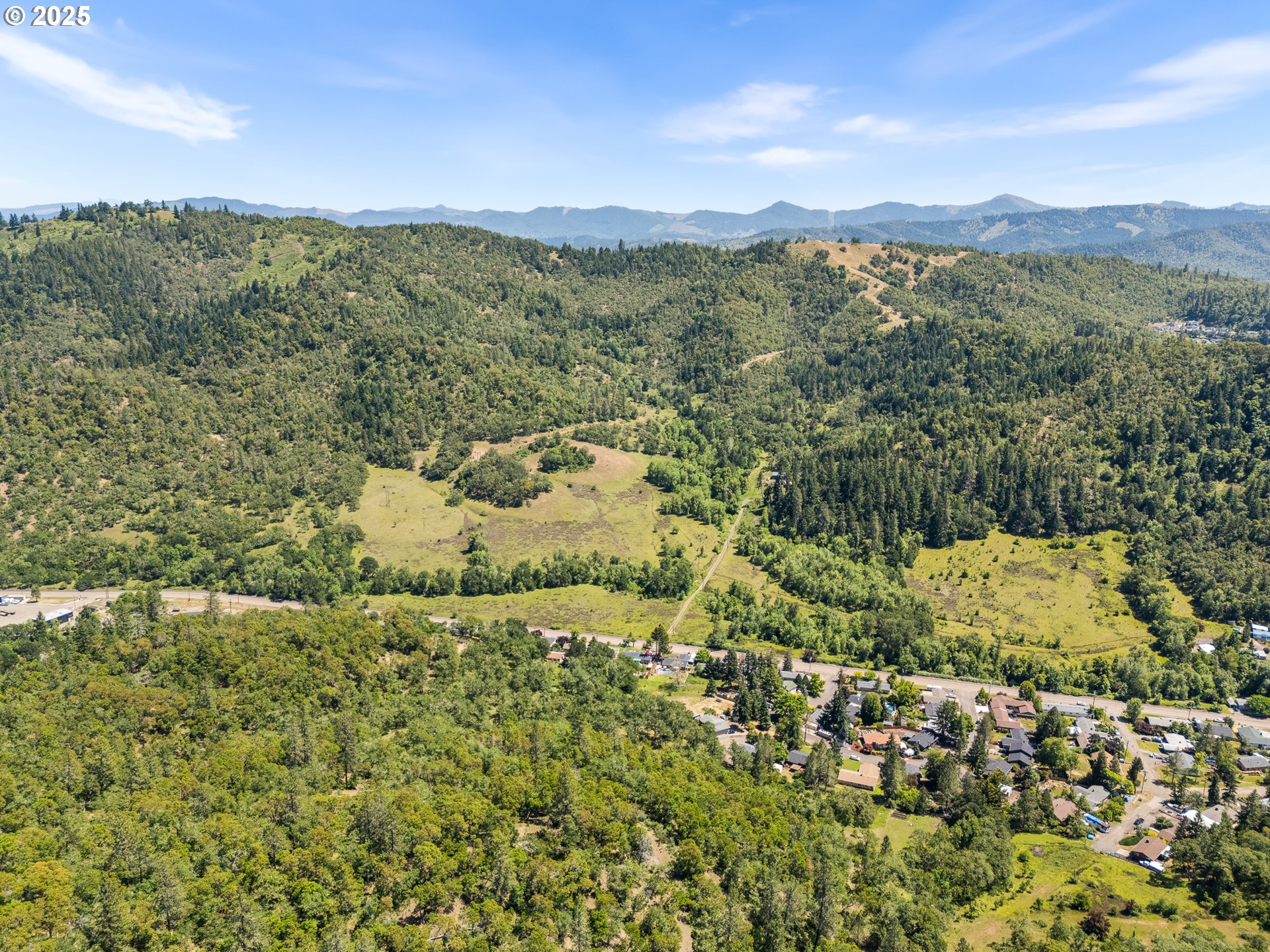 Northeast Newton Creek Road Roseburg, OR 97470 - Photo 8 of 17