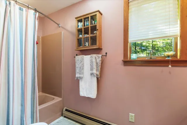 $599,000 | 17 Signal Hill Road, Winhall, VT 05340