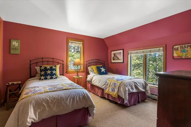 $599,000 | 17 Signal Hill Road, Winhall, VT 05340