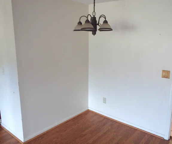 $1,800 | 249 High Path Road, Windsor, CT 06095