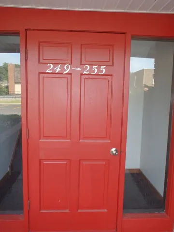 $1,800 | 249 High Path Road, Windsor, CT 06095