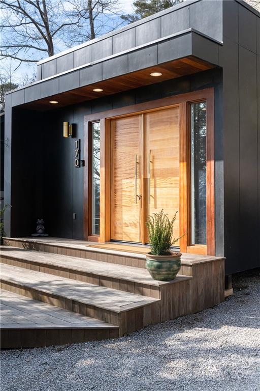 170 South Delano Road Asheville, NC 28805 - Photo 2 of 48