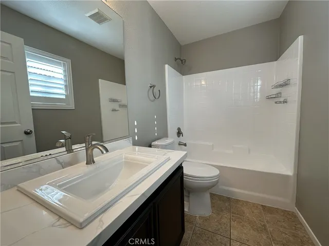 $2,500 | 25190 Crest Haven Street, Unit 2, Murrieta, CA 92562