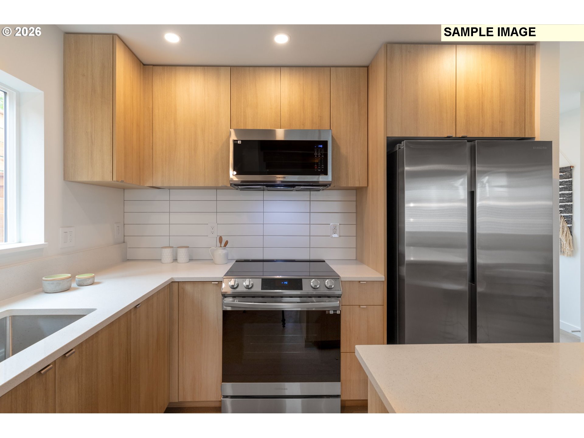 2536 Southwest Custer Street Portland, OR 97219 - Photo 4 of 13