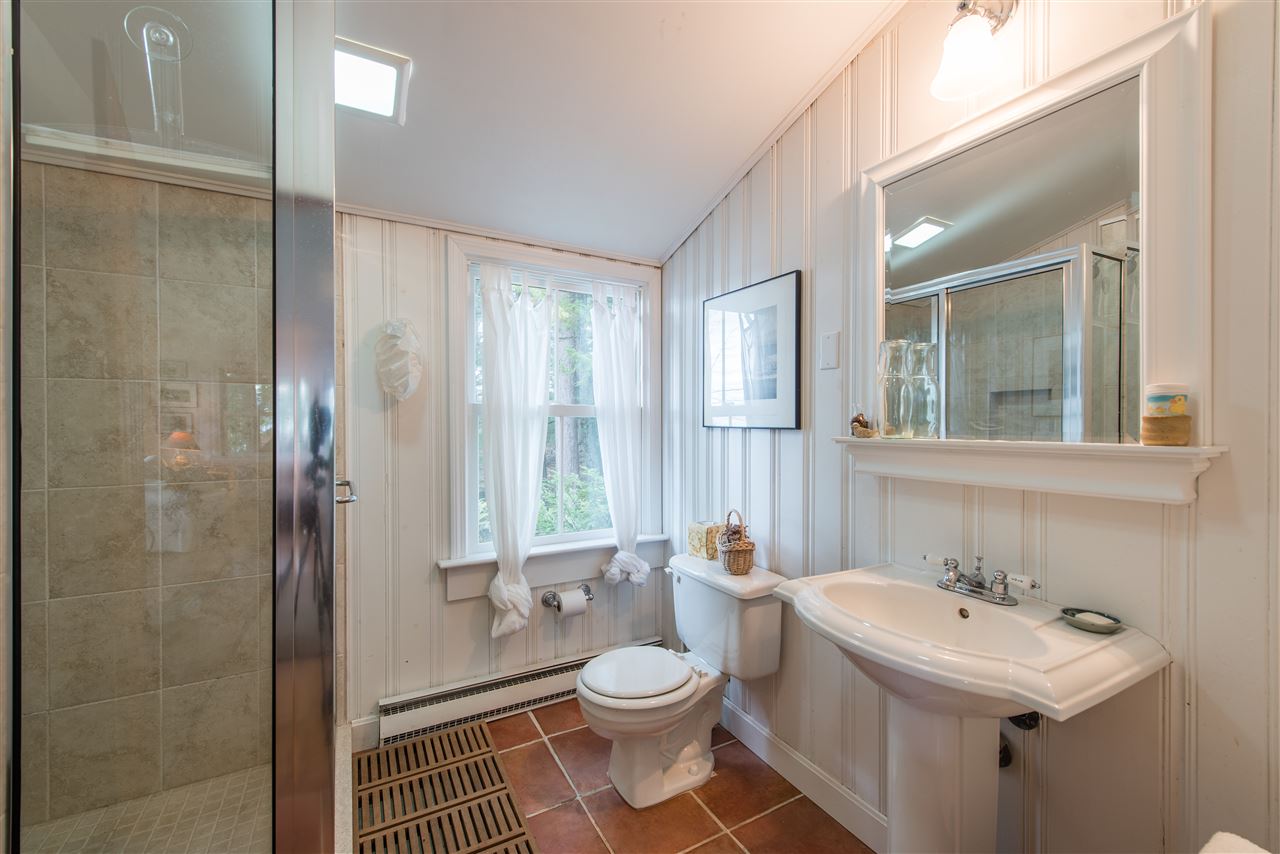 26 Hemlock Point Road Moultonborough, NH 03254 - Photo 17 of 39 Gallery Image 17