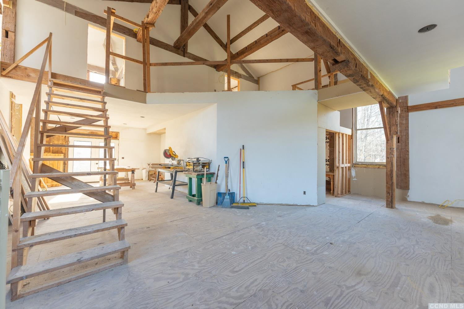 1174 Potter Mountain Road Gilboa, NY 12076 - Photo 17 of 94 a view of a livingroom with furniture