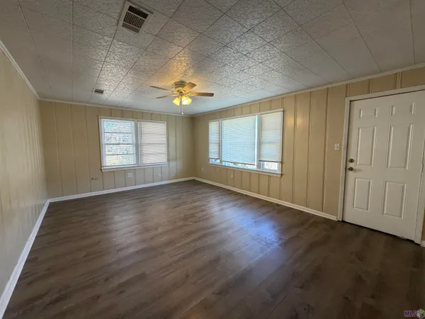 $1,200 | 13397 Pamela Street, Gonzales, LA 70737