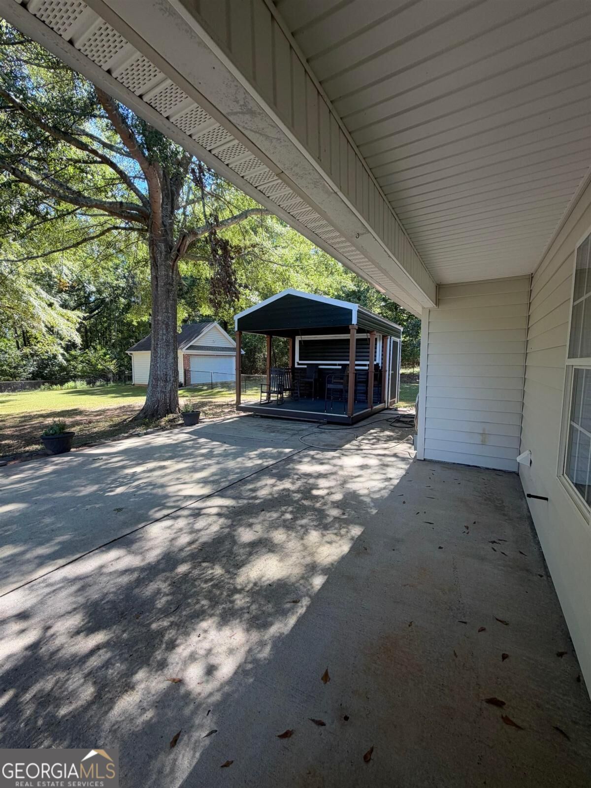 156 Collis Road Northeast Eatonton, GA 31024 - Photo 3 of 16 Gallery Image 3