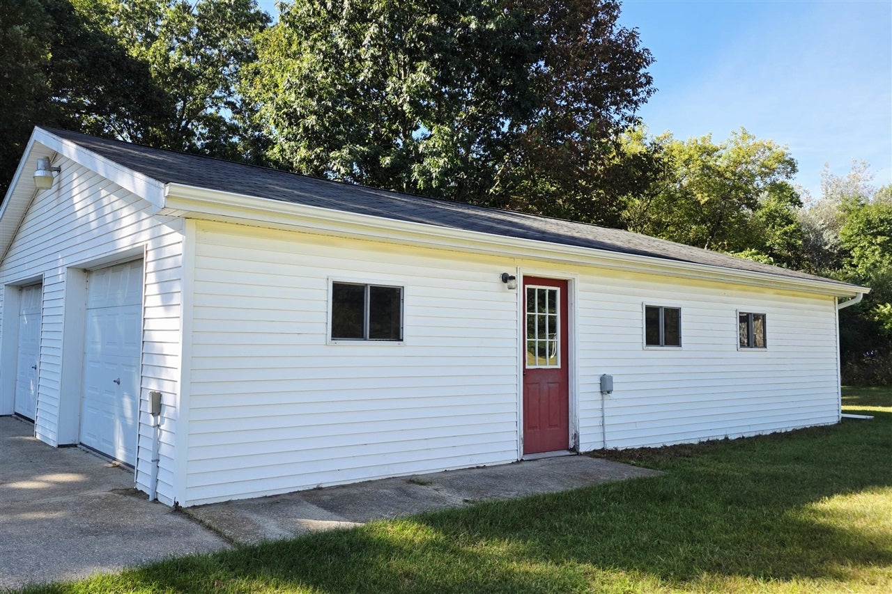 828 Wicker Road Southeast Stanton, MI 48888 - Photo 15 of 44 Gallery Image 15