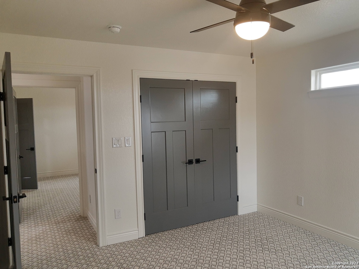 1839 Lois Street Kerrville, TX 78028 - Photo 12 of 23