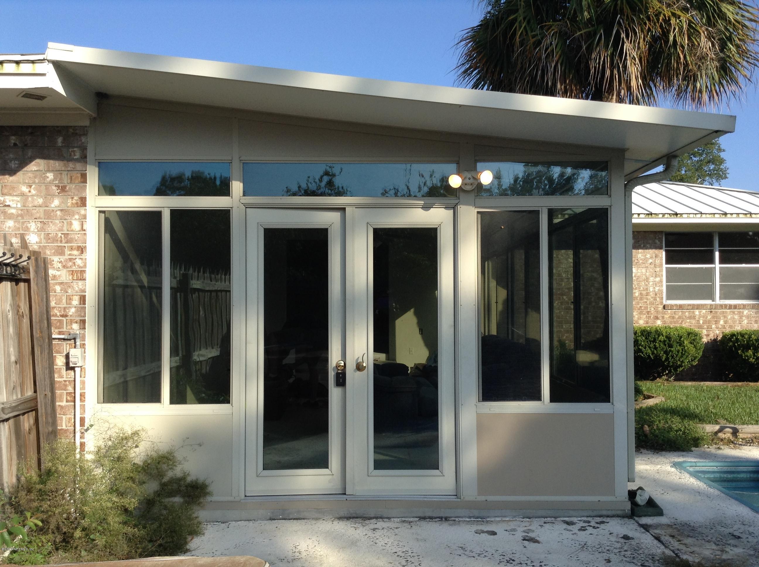 French doors to the Pool