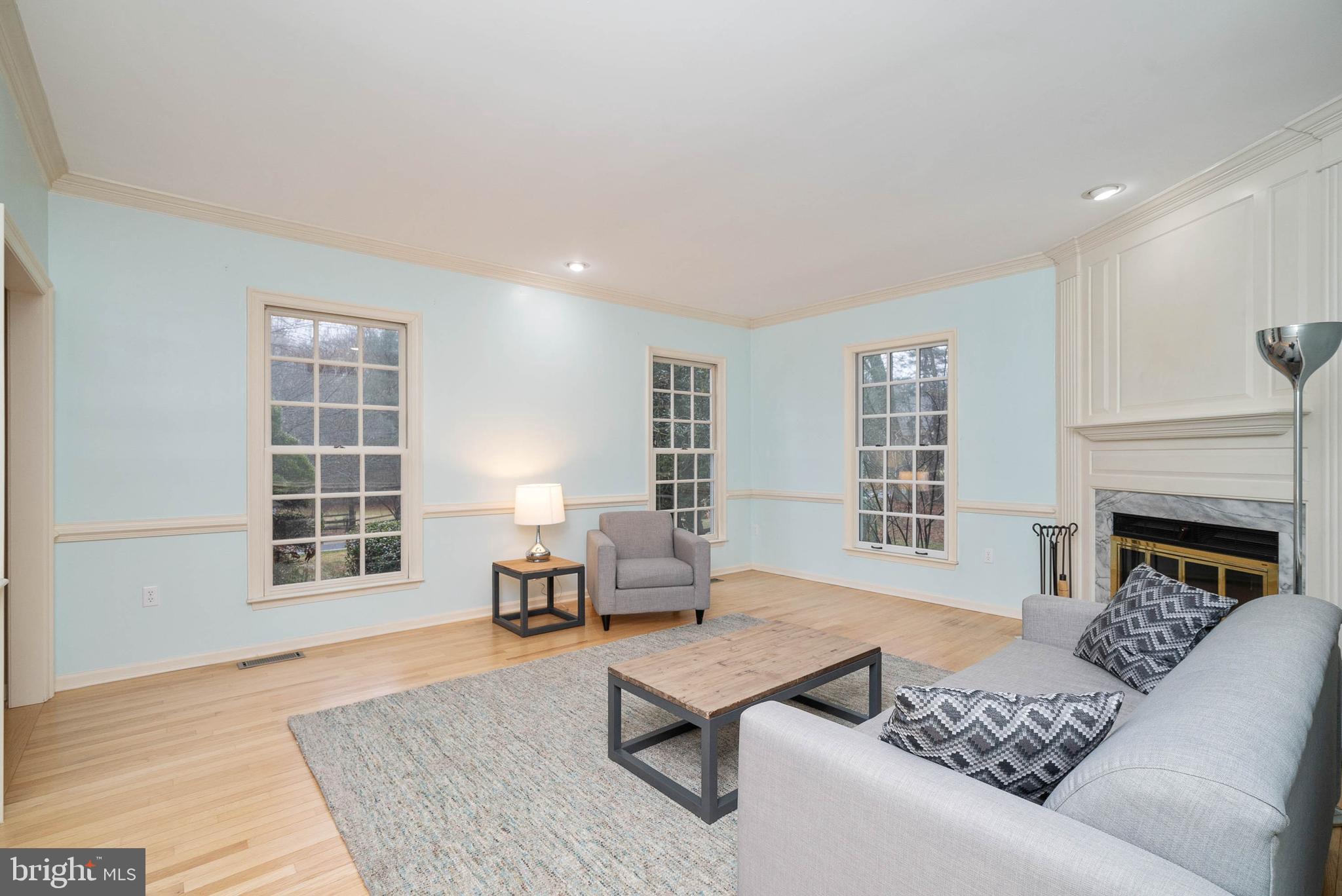 243 Painter Road Media, PA 19063 - Photo 5 of 50 Living Room