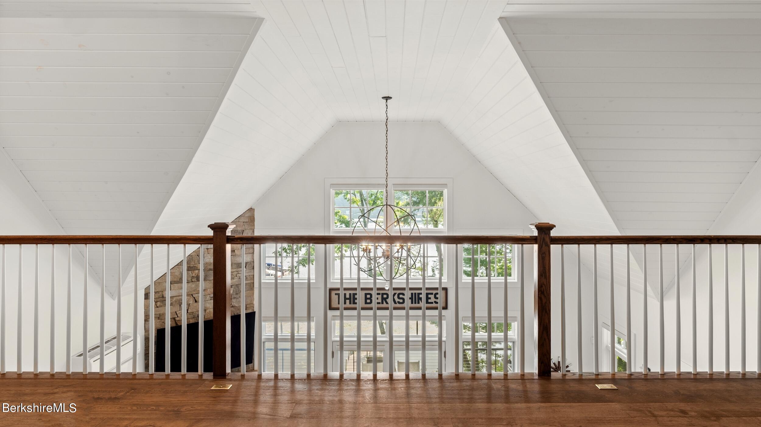 40 Sylvan Road Monterey, MA 01245 - Photo 22 of 46 SECOND FLOOR LOFT