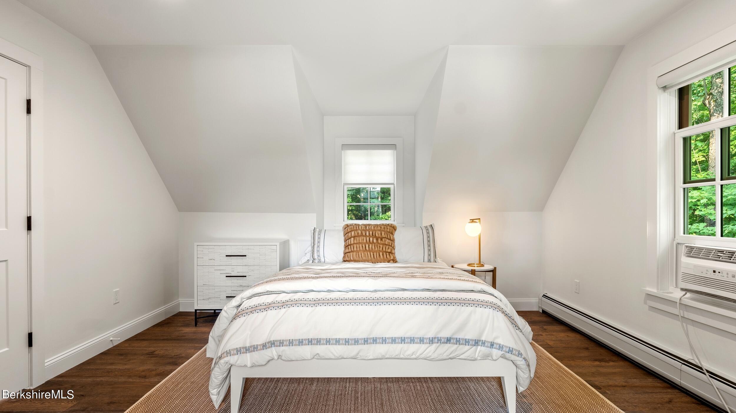 40 Sylvan Road Monterey, MA 01245 - Photo 27 of 46 GUEST BEDROOM