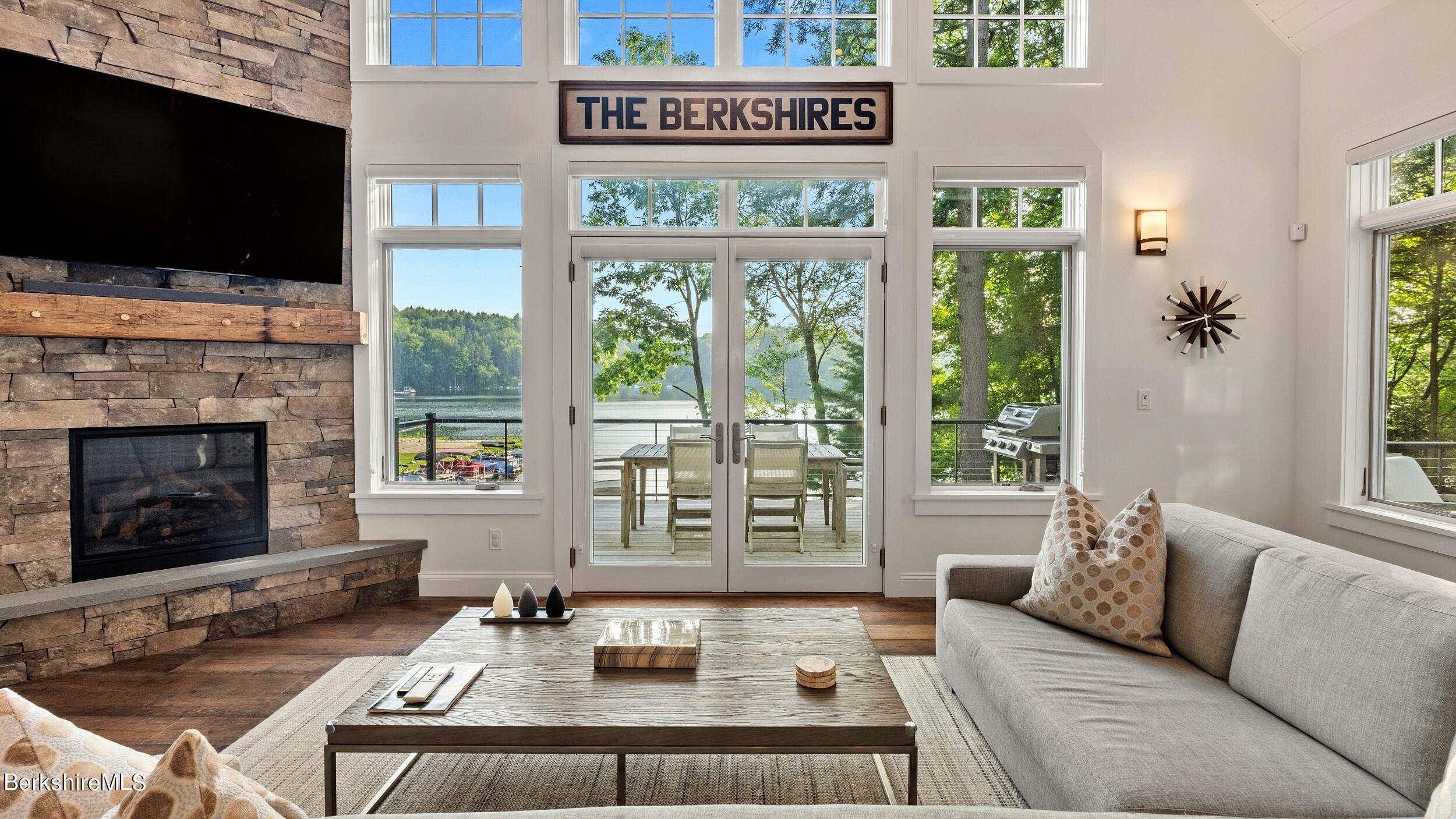 40 Sylvan Road Monterey, MA 01245 - Photo 5 of 46 GREAT ROOM