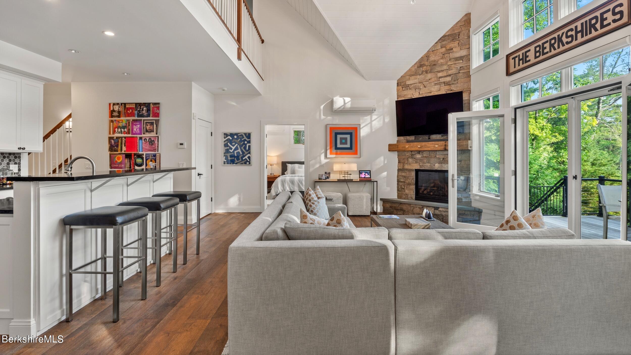 40 Sylvan Road Monterey, MA 01245 - Photo 9 of 46 GREAT ROOM