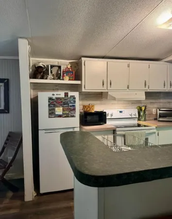 $1,250 | 1927 Sika Deer Drive, Tallahassee, FL 32304