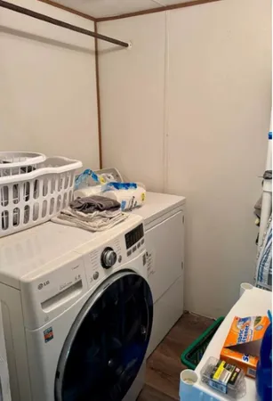 $1,250 | 1927 Sika Deer Drive, Tallahassee, FL 32304