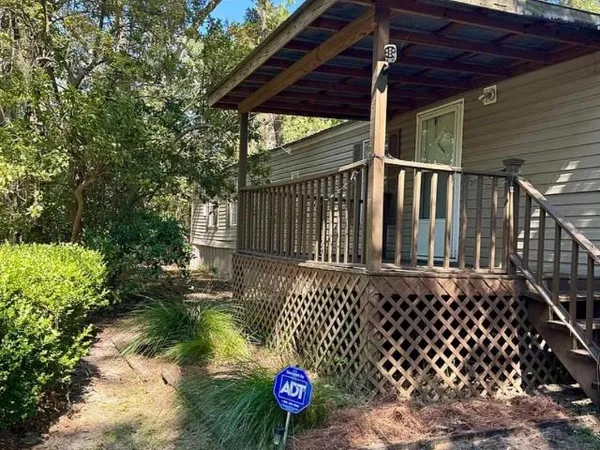 $1,250 | 1927 Sika Deer Drive, Tallahassee, FL 32304