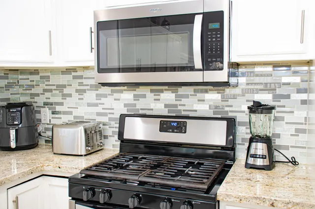 $4,000 | 80746 Columbia Avenue, Indio, CA 92201