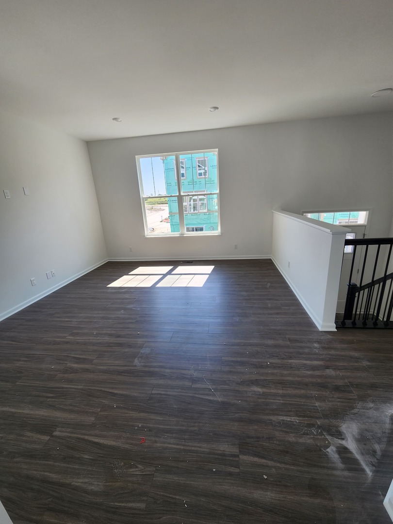 1033 Atterberg Road South Elgin, IL 60177 - Photo 15 of 25