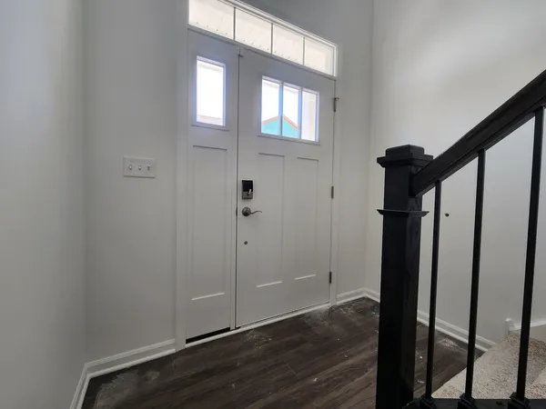 $2,800 | 1033 Atterberg Road, South Elgin, IL 60177