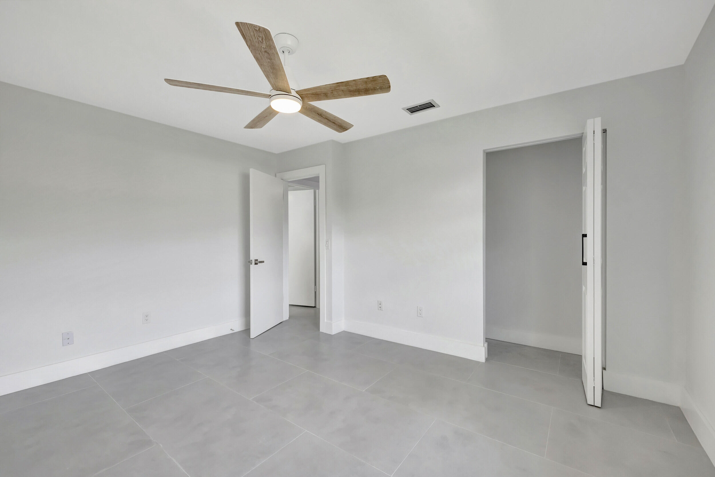 7898 Eastlake Drive, Unit 7D Boca Raton, FL 33433 - Photo 35 of 67 47_3w7a8317